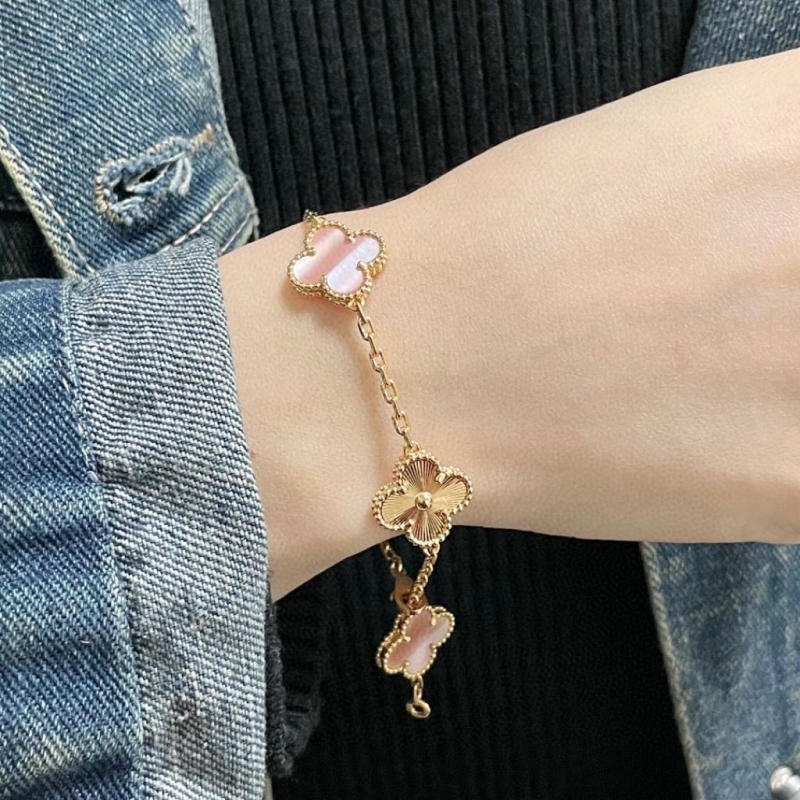 Vca Bracelets